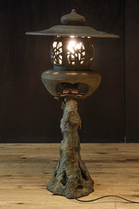 Antique tool (Iron lantern) DC8541