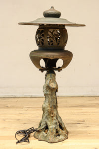 Antique tool (Iron lantern) DC8541