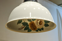 栗の絵柄が内側に描かれたノリタケの電笠 DC8570