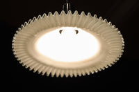 細やかに波打つ透明のフリル縁がレトロ感漂う電笠 DC8614