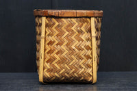 温かみある色彩に風情溢れる網代編みの丸カゴ DC8629