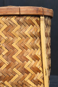 温かみある色彩に風情溢れる網代編みの丸カゴ DC8629