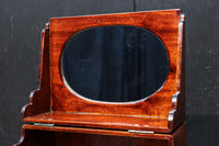 可愛らしい絵柄が上品な鏡台を兼ねた化粧箱 DC8630