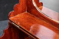 可愛らしい絵柄が上品な鏡台を兼ねた化粧箱 DC8630