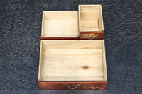 可愛らしい絵柄が上品な鏡台を兼ねた化粧箱 DC8630