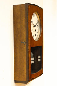 愛知時計電機製 文字やガラス装飾に手作り感のある壁掛け時計 DC8650