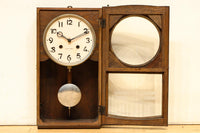 愛知時計電機製 文字やガラス装飾に手作り感のある壁掛け時計 DC8650