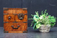 時代の風合いが味わいある色艶の綺麗な酒田硯箱 DC8672