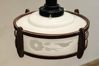 落ち着いた雰囲気のある木製フレームの電笠 DC8710