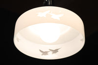 鳥の透かし模様が引き立つシンプルで温かみのある電笠 DC8711