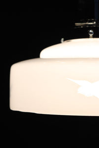 鳥の透かし模様が引き立つシンプルで温かみのある電笠 DC8711