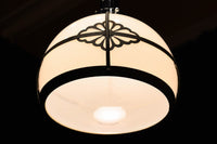 菊菱の装飾金具で格調溢れる電笠 DC8713