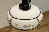 梅の透かし絵に和柄文様を添えた気品ある電笠 DC8717