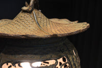 月蔓の透かし絵や青波海模様で風情ある球型吊り灯籠 DC8732