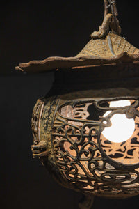 月蔓の透かし絵や青波海模様で風情ある球型吊り灯籠 DC8732