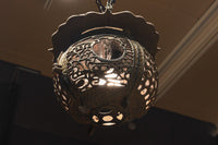 月蔓の透かし絵や青波海模様で風情ある球型吊り灯籠 DC8732