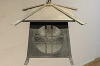 ダイヤガラス窓で煌びやかな角型吊り灯籠 DC8735