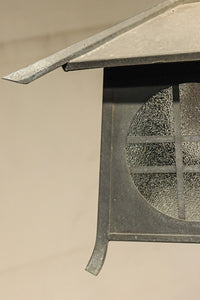 ダイヤガラス窓で煌びやかな角型吊り灯籠 DC8735