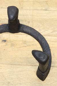 どっしりと安定感ある五徳 DC8745