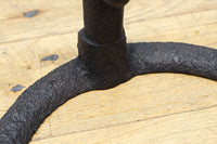 どっしりと安定感ある五徳 DC8745