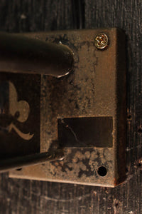 花柄透かし絵金具で趣き溢れるブラケット DC8754