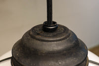 可愛らしい菊菱装飾金具を纏う雪洞型の電笠 DC8757