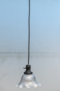 大正浪漫!! 柔らかなフリルの笠から優しい明かりが漏れる電笠 DC8759