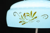 黄色の花模様が幻想的に浮かぶブルーガラスの電笠 DC8760