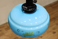 黄色の花模様が幻想的に浮かぶブルーガラスの電笠 DC8760