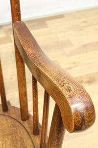 艶味を増した美しい色彩の風格漂うロッキングチェア DC8765