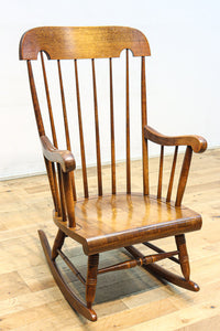 艶味を増した美しい色彩の風格漂うロッキングチェア DC8765