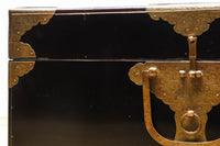 黒漆と繊細な模様入り装飾金具で風情ある挟み箱 DC8766