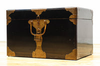 黒漆と繊細な模様入り装飾金具で風情ある挟み箱 DC8766