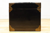 黒漆と繊細な模様入り装飾金具で風情ある挟み箱 DC8766