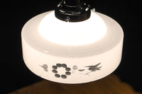 梅の花と小鳥の透かし模様が上品な電笠 DC8791