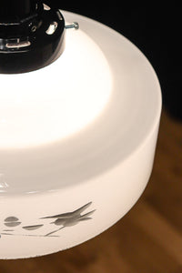 梅の花と小鳥の透かし模様が上品な電笠 DC8791