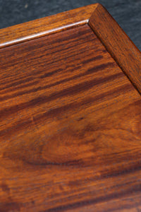 艶みある色彩に大らかな杢目が浮かび華のある置台 DC8851