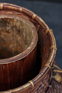 大きな持ち手と籠目模様で華のある花カゴ DC8855 在庫1組