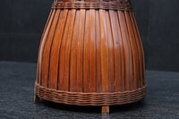 持ち手デザインが印象的な艶やかな色合いの花カゴ DC8857