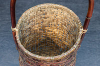 濃淡のある色彩で風情溢れる花カゴ DC8859 在庫1組