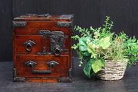 時代の風合いが味わいのある硯箱(鍵付き) DC8879