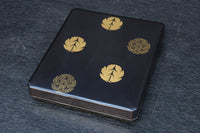 蒔絵の紋様が描かれた格調ある硯箱(共箱付き) DC8881