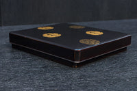 蒔絵の紋様が描かれた格調ある硯箱(共箱付き) DC8881