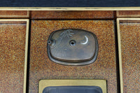 蒔絵の紋様が描かれた格調ある硯箱(共箱付き) DC8881