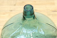 温かみある淡い色彩のレトロガラス大瓶(栓付き) DC8886 在庫1組