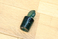 温かみある淡い色彩のレトロガラス大瓶(栓付き) DC8886 在庫1組