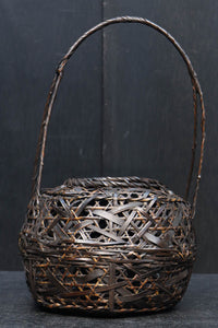 艶みある色彩で安定感ある花カゴ DC8888 在庫1組