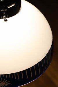 大正浪漫!! 鮮やかな青色ガラスが映える乳白ガラス切子の電笠 DC8895