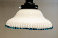 水色の縁取りが可愛らしい細やかなフリルの電笠 DC8896