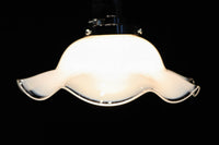 柔らかなフリルに透明の縁取りで上品な電笠 DC8897